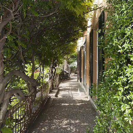 Bed and breakfast Nina Relais Boutique Carate Urio