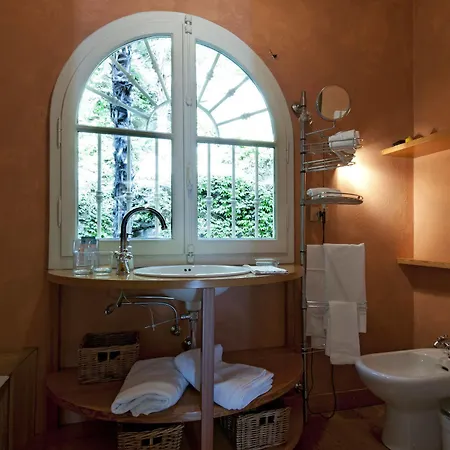Nina Relais Boutique 3* Carate Urio